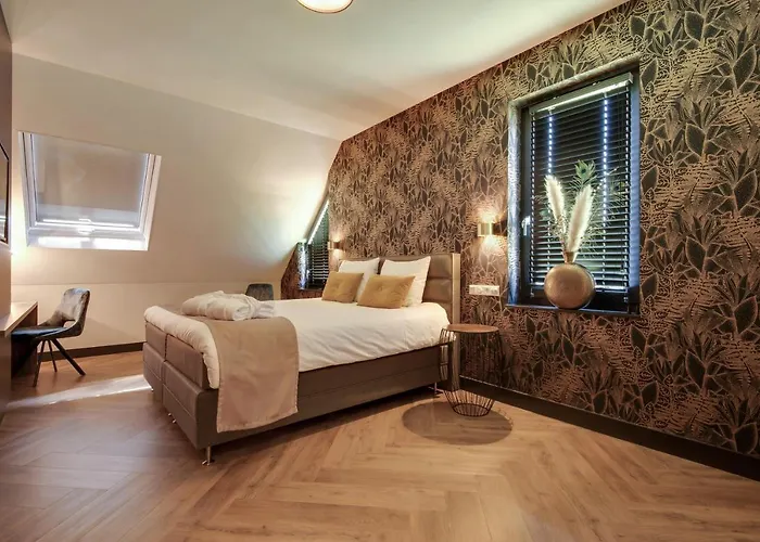 Op Dn Kreijtenberg Bed and Breakfast Milheeze